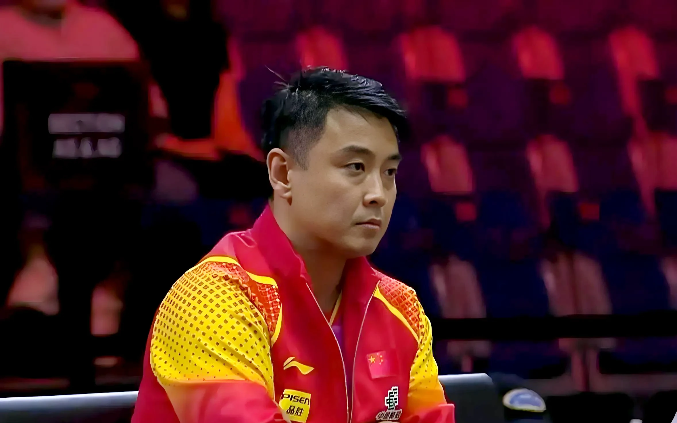 关于英格兰队轻取中国队，王皓高光表现的信息