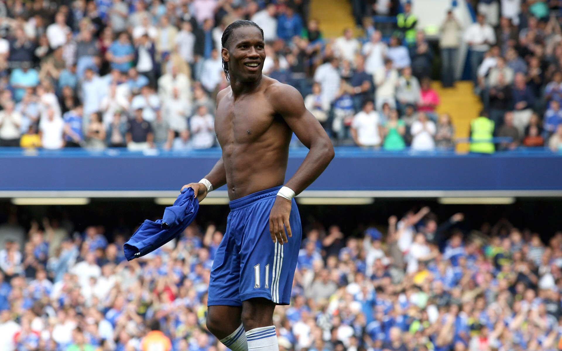 浓眉擎天柱，公牛铁蹄踏碎湖人冠军梦