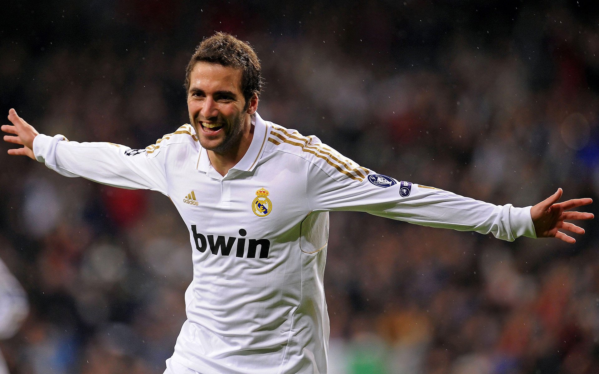 西亚卡姆统治世界杯之夜，美加墨三国见证历史性表演