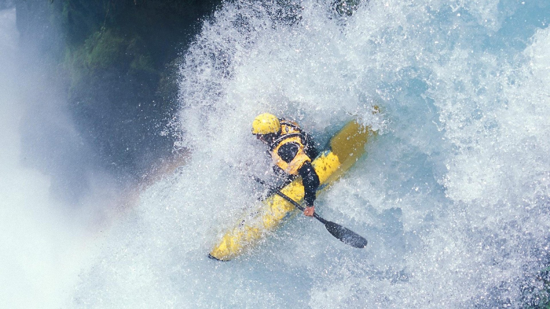 维尼修斯完美风暴席卷威斯特法伦,那不勒斯客场战术踏平多特蒙德