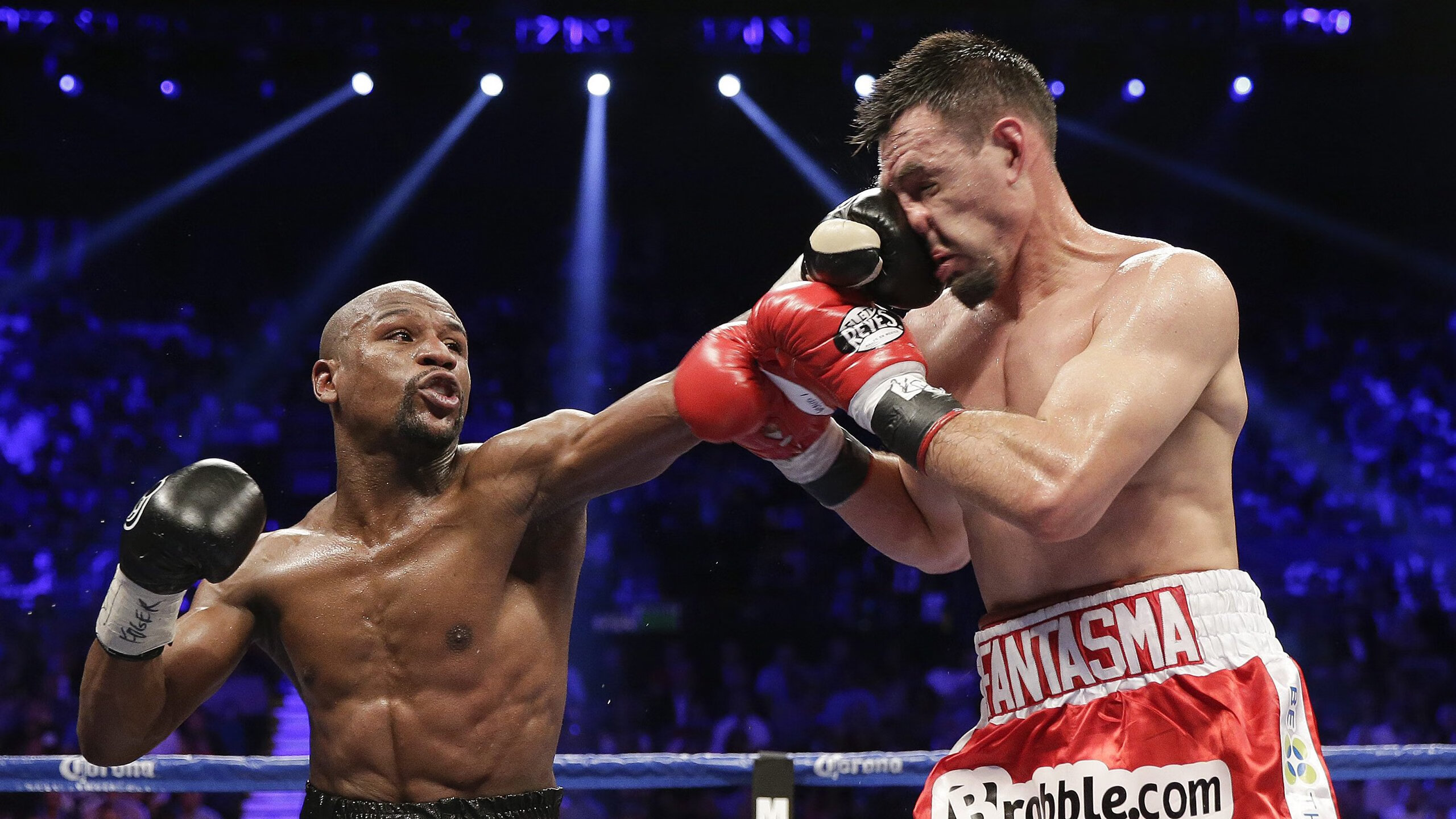 孔德连续得分拉开差距,委内瑞拉对阵马赛展现足球艺术