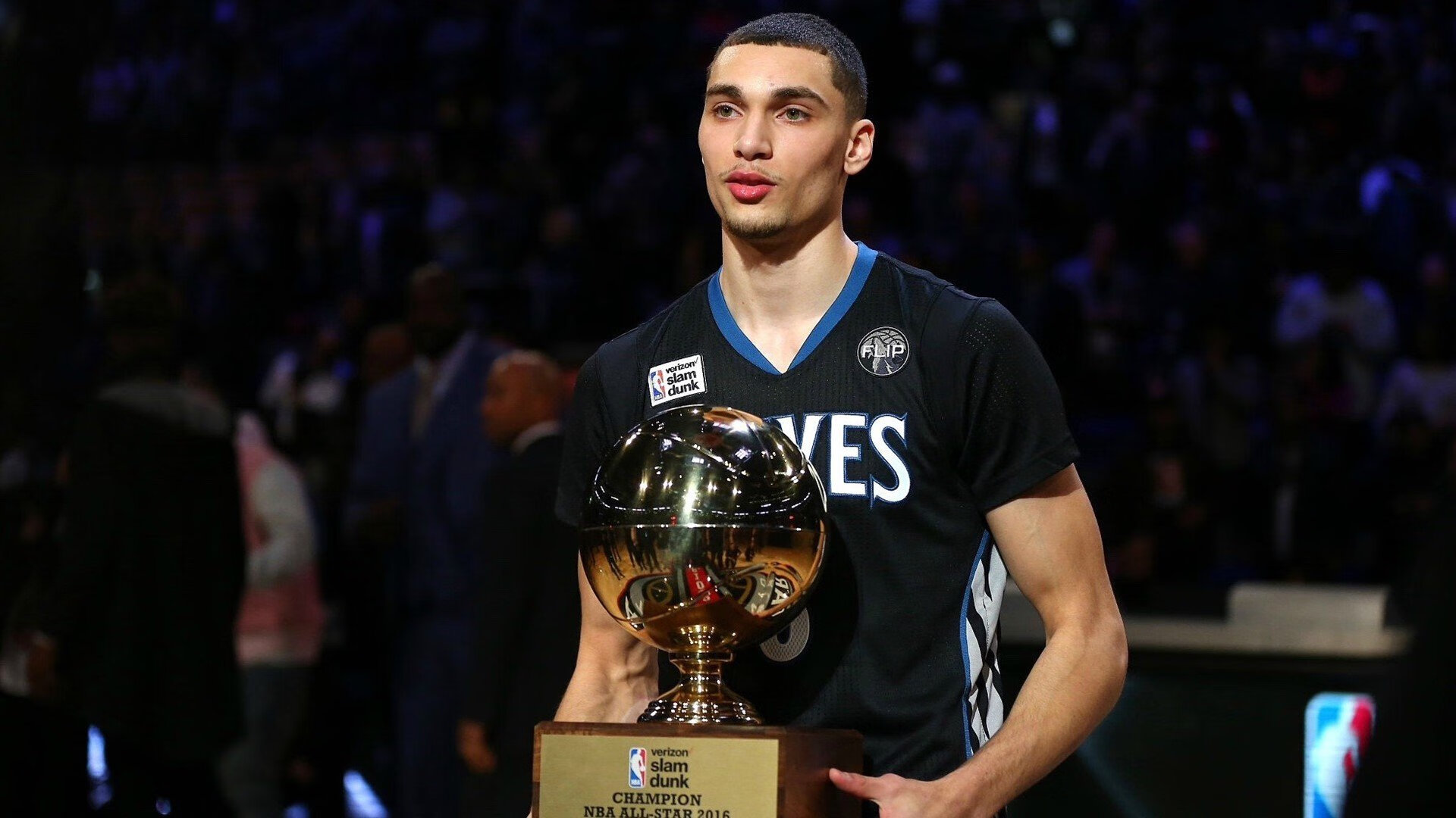 法拉利翻盘梅赛德斯，勒克莱尔惊艳四座，红色跃马的重生之路